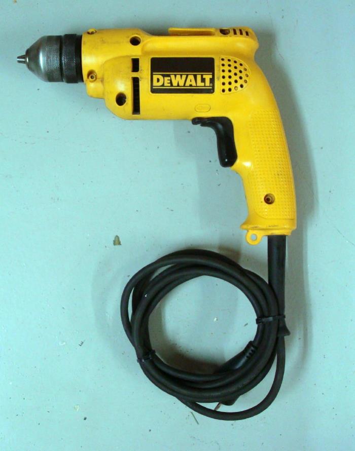DEWALT 3/8 VSR DRILL D21009 6A, 0-2500RPM, TYPE 1, DOUBLE INSULATED, USA