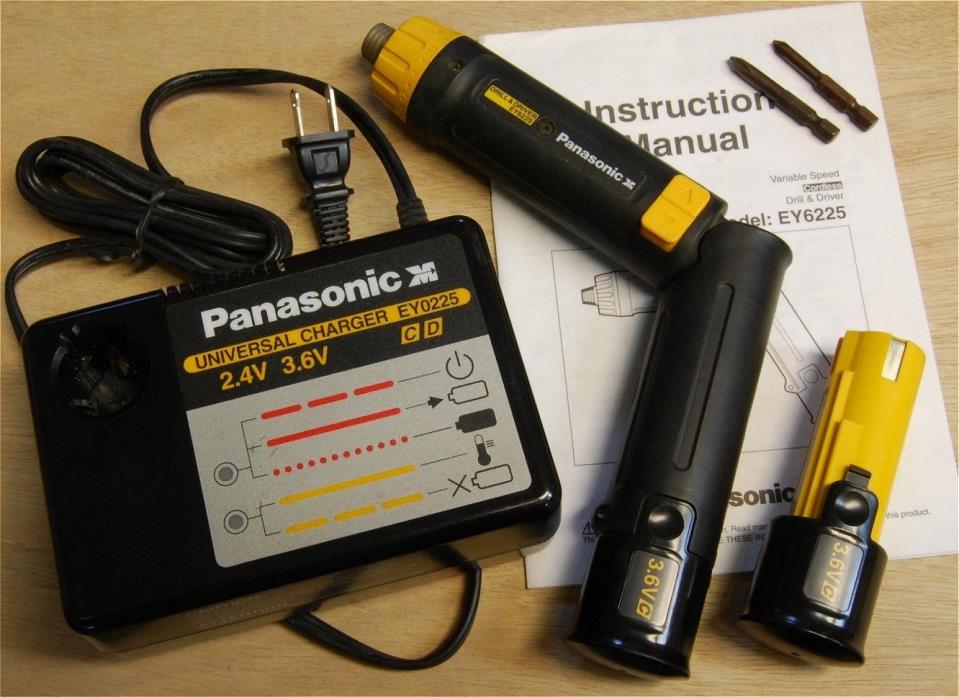 PANSONIC 3.6 volt Drill & Driver 18 Volt Model EY 6225 - Complete Kit Excellent!