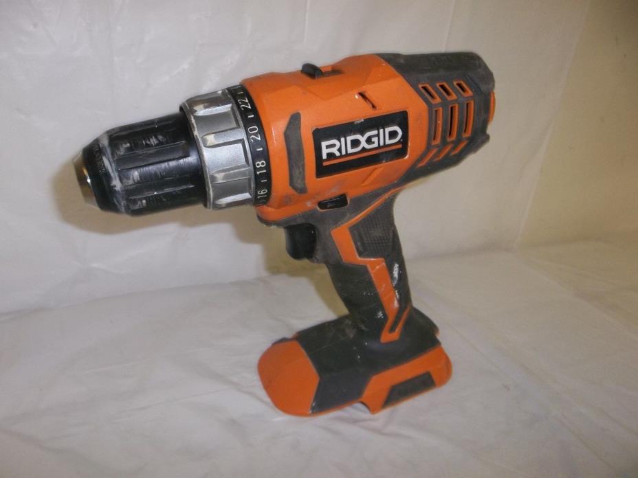 RIDGID R860052 18V LITHIUM ION 1/2 in CORDLESS COMPACT DRILL DRIVER KIT