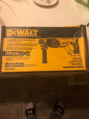 Dewalt DCH133B 20 Volt Max XR Brushless 1