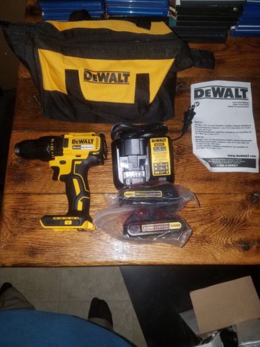 DEWALT 20V MAX Li-Ion Compact Brushless Drill Driver Kit DCD777C2 Recon