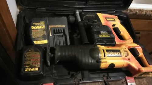 Dewalt 24v Sawzall &Rotary Hammerdrill Kit