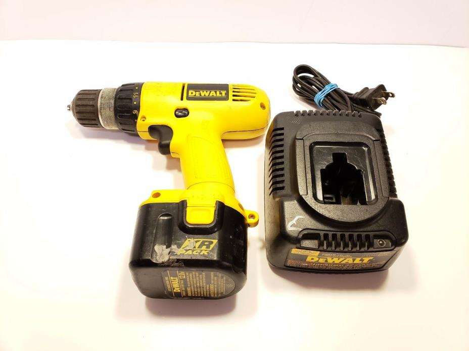 Dewalt DW927 Cordless DrillDriver WITH BATTERY AND CHARGER