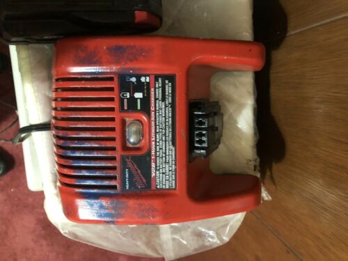 New Milwaukee 48-11-2830 M28 Red Lithium XC 28V Li-Ion Battery Charger