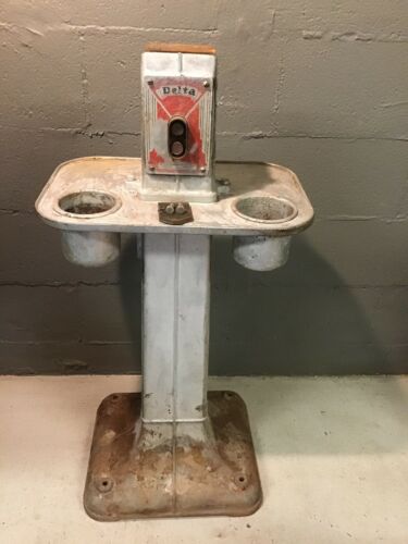 DELTA ROCKWELL PEDESTAL TRIPLE DUTY BENCH GRINDER STAND W/ WATER POTS & BRACKET