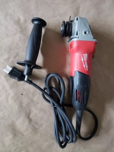 Milwaukee 6130-33 Corded 4-1/2