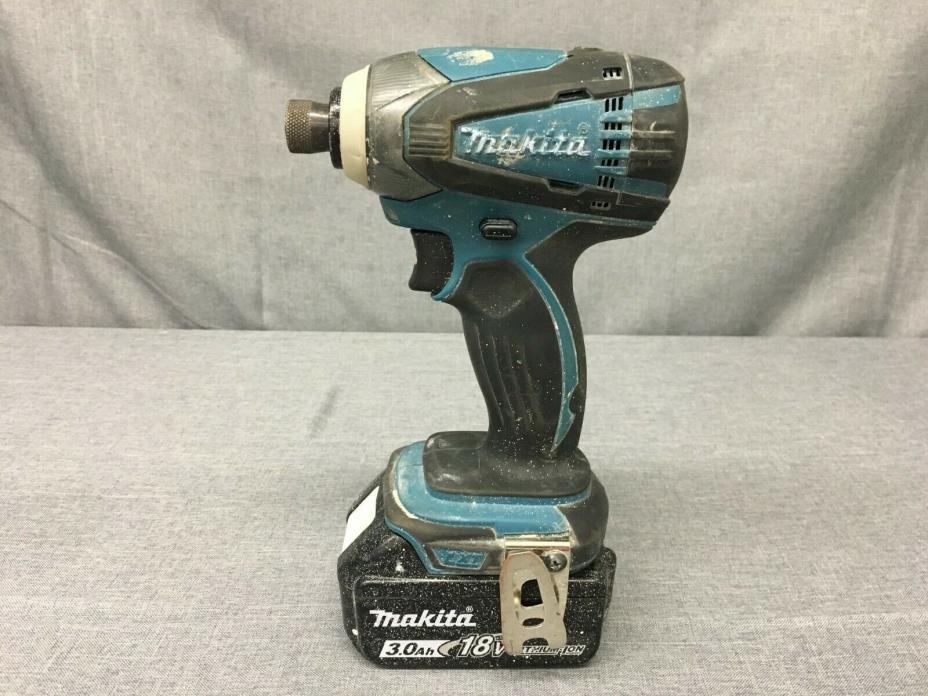 USED, MAKITA XDT04 18V LITHIUM-ION CORDLESS IMPACT DRIVER with BL1830 BATTERY-