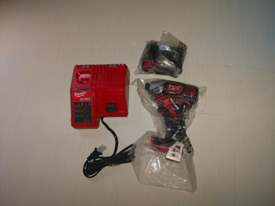 Milwaukee M18 Hex impact driver 2656 w/ 1.5 ah battery and charger