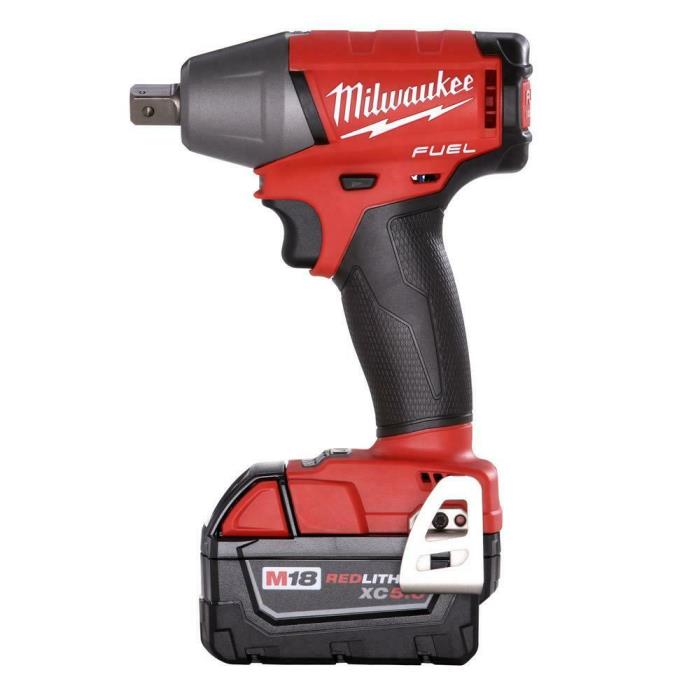 Milwaukee M18 FUEL Li-Ion 1/2 in. Compact Impact Wrench Kit 2755-22 New