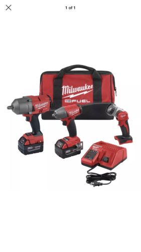 Milwaukee M18 3-Pc Combo Kit 1/2in/3/8in Impact Wrench LED Worklight 2 Batteries