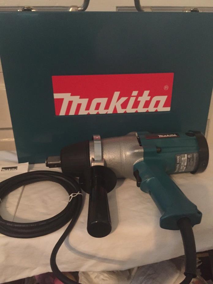 Makita 6906 3/4 Inch 19mm Impact Wrench 120V /Side Handle 9 AMP