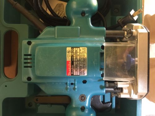 Makita Model 3620 Plunge Router Corded (LP3040188)