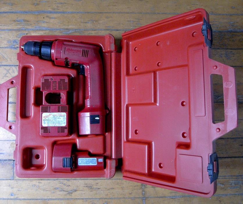 MILWAUKEE CORDLESS DRIVER/DRILL #0394-1 KEYLESS CHUCK HIGH..QUALITY VG CONDITION