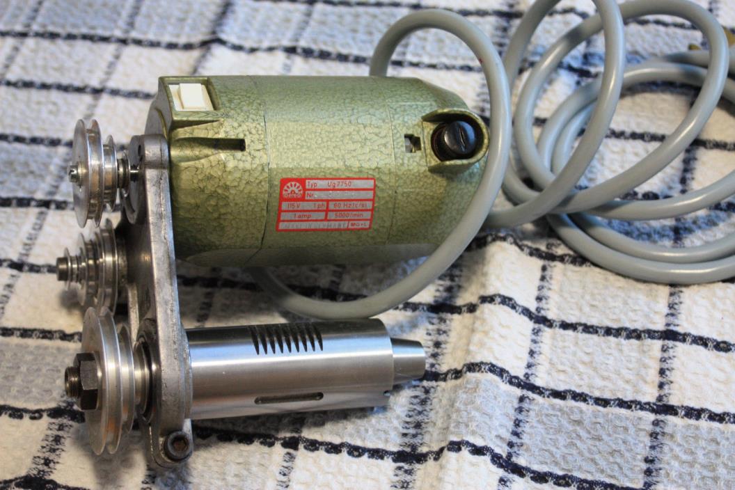 New Unimat DB SL Lathe Ug7750 Motor 115 V  90 Watt with Spindle Bracket Pulleys