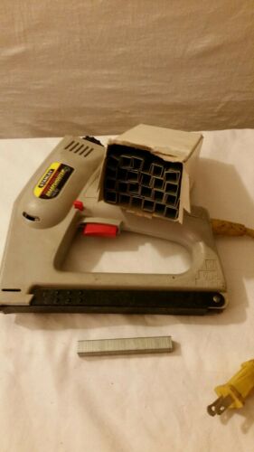 Stanley Electric Heavy Electric Duty Sharp Shooter TRE500,  Works Great +staples