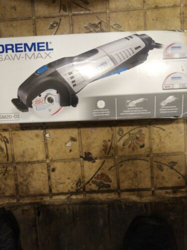 Dremel 3.7 lbs Compact & Versatile Handheld Saw-Max Tool Kit SM2003 New In Box