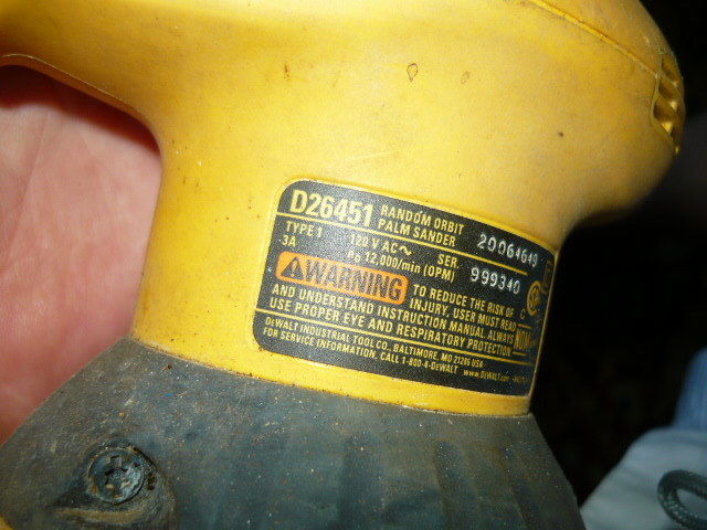 DEWALT D26451 3-Amp 5-Inch Random-Orbit Sander with Cloth Dust Bag