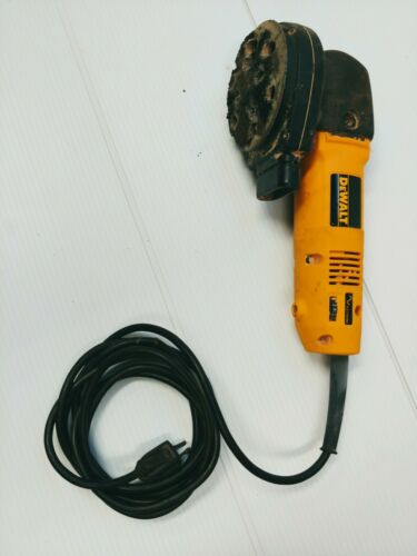 Dewalt DS444 Orbital sander Needs New Pad and Bag But Runs Great