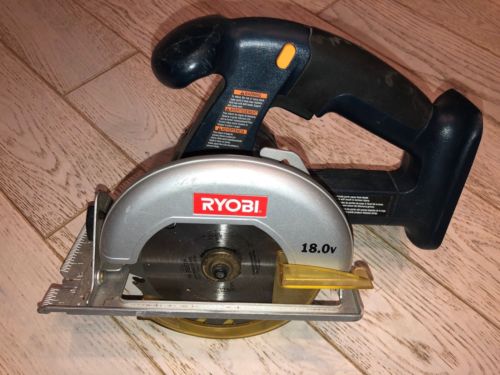 Ryobi Saw 18.0v Has No Battery, used for cutting wood.