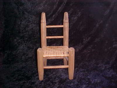 WOOD Ladder Back Chair Basket Weave Seat COLLECTIBLE DOLL TEDDY DISPLAY