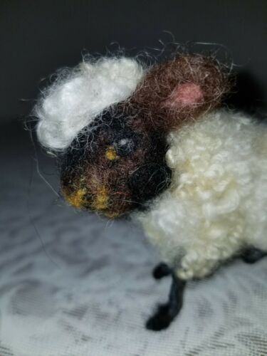 Sweet Ooak Needle Felted Tiny Baby Black Sheep Handmade Easter 3