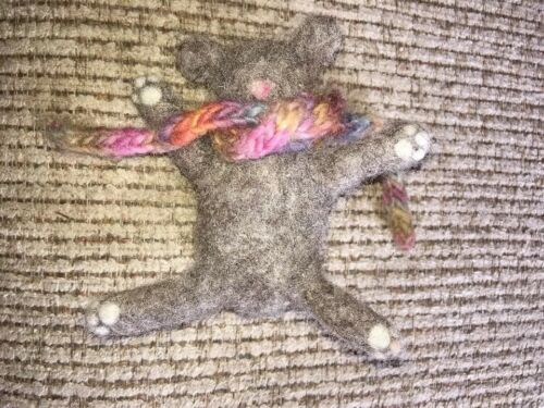Needle Felted Bear With Scarf 4
