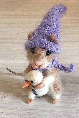 NEEDLE FELTED CHRISTMAS MOUSE HAT SNOWMAN ARTIST MAGIC ART WOOL NEW