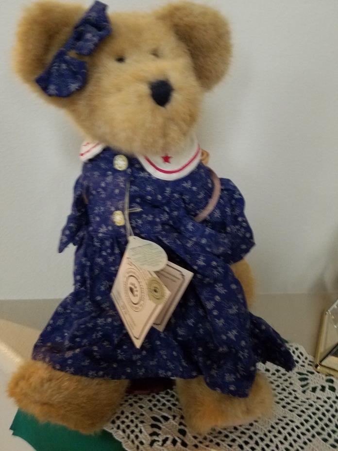 Boyds Uptown Bears Plush #900253 MOLLY B BERRIMAN with  stand, 12