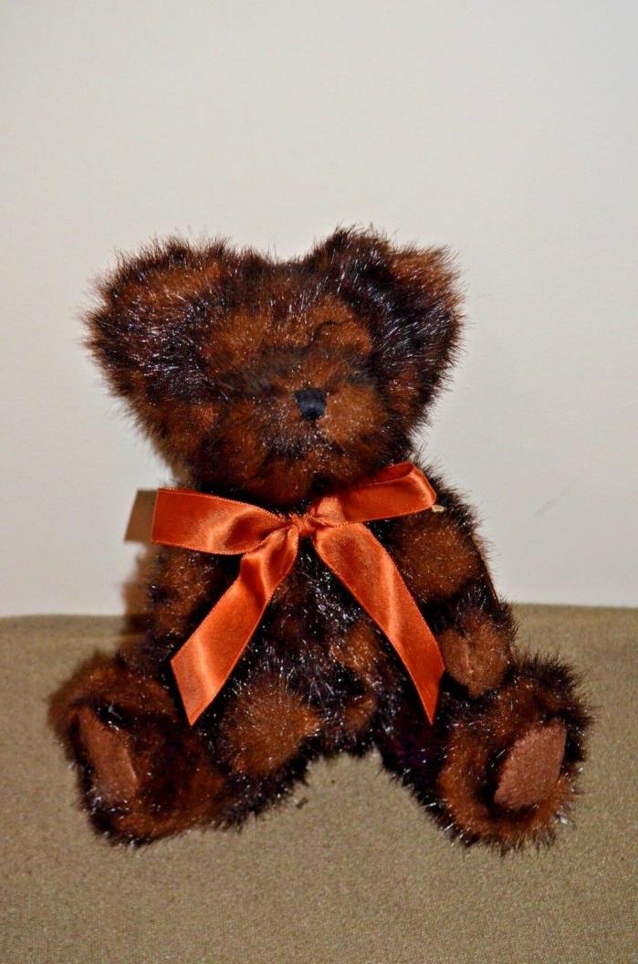 2004 Boyds Bears H.B.'s Heirloom Series: Minkle B. Beansley