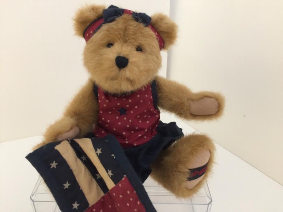 Boyds Bears & Friends KATIE B. BEARYPROUD Plush tan bear movable joints n quilt