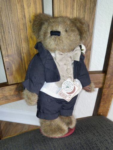 Boyds Bear TJ's Best Dressed MR. EVERLOVE 912655 Groom Bear on Stand NWT