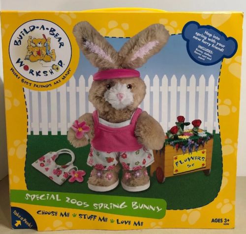 BUILD A BEAR Workshop **SPRING BUNNY 2005” Special Edition Set. New!