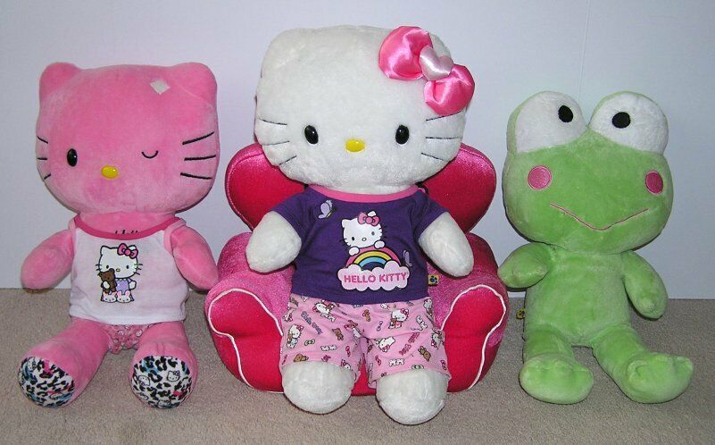 Build A Bear Hello Kitty Lot of 4 with Keroppi, Chair and Clothes