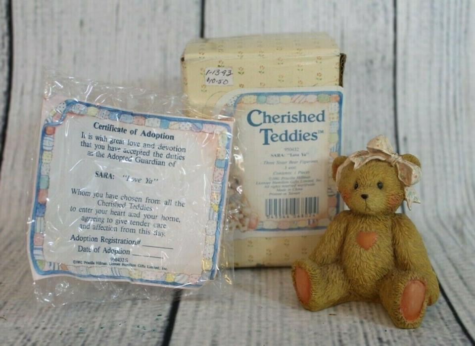 Cherished Teddies Sara Love Ya Bear  # 950432  Vintage 1991