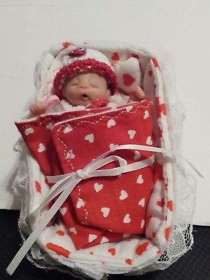 Chelsea OOAK baby girl Rosengarten 4 inches prosculpt basket red white hearts