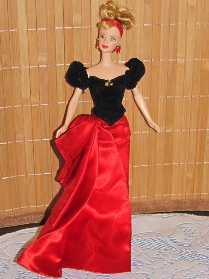 Avon Winter Splendor Barbie Black Velvet Top Red Satin Skirt Gown (23)