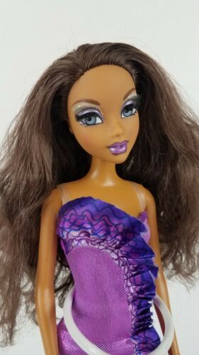 My Scene Madison Goes Hollywood African American Rooted Lashes Purple Lips Dress