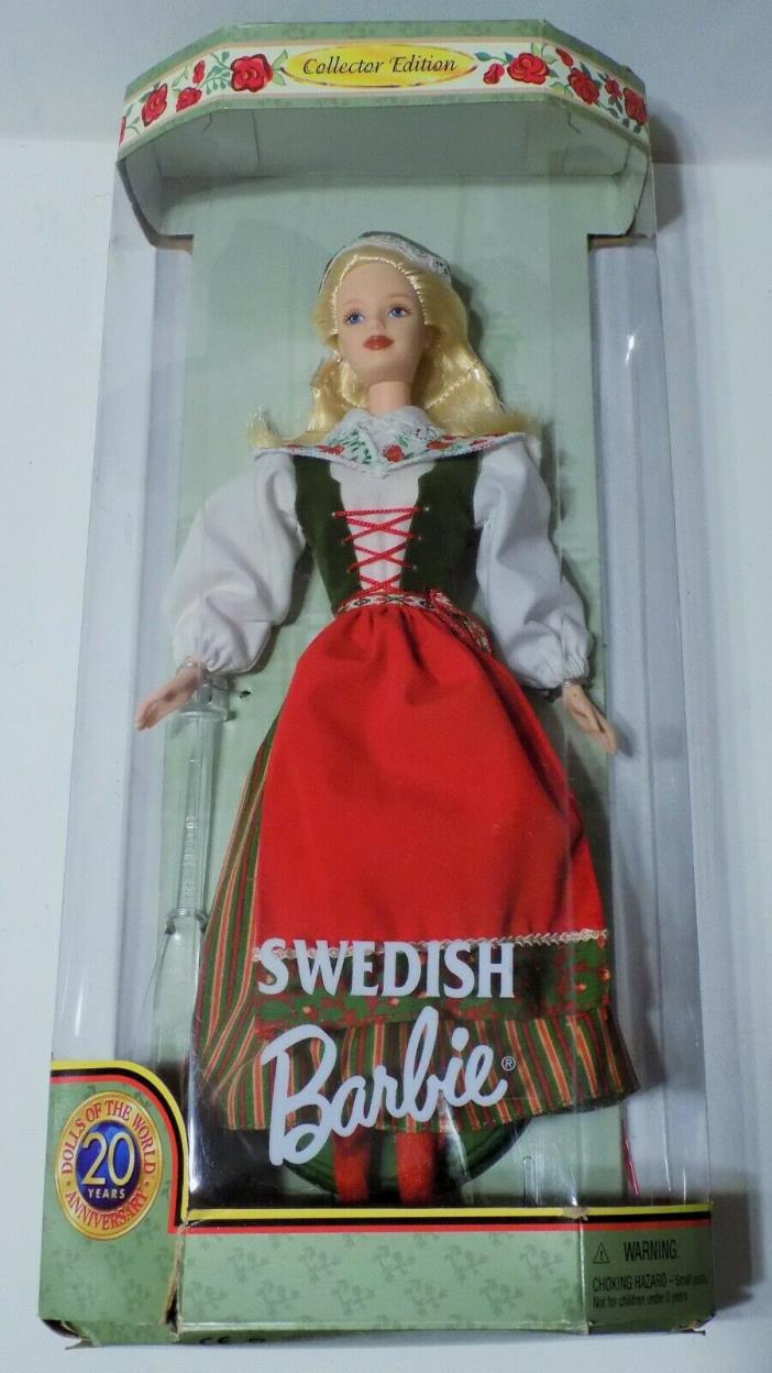 4044 MIB Vintage SWEDISH Barbie from 1999 NRFB    Very cute blond Barbie