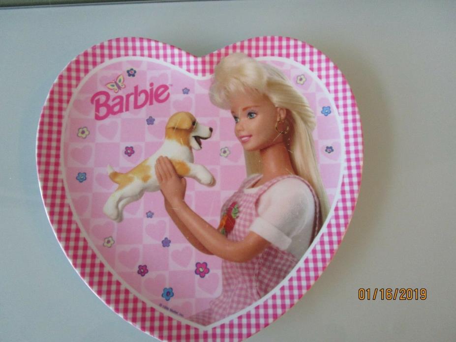 VTG 1996 Mattel Barbie with Puppy Heart Shaped Plastic Pink Plate By Zak Designs