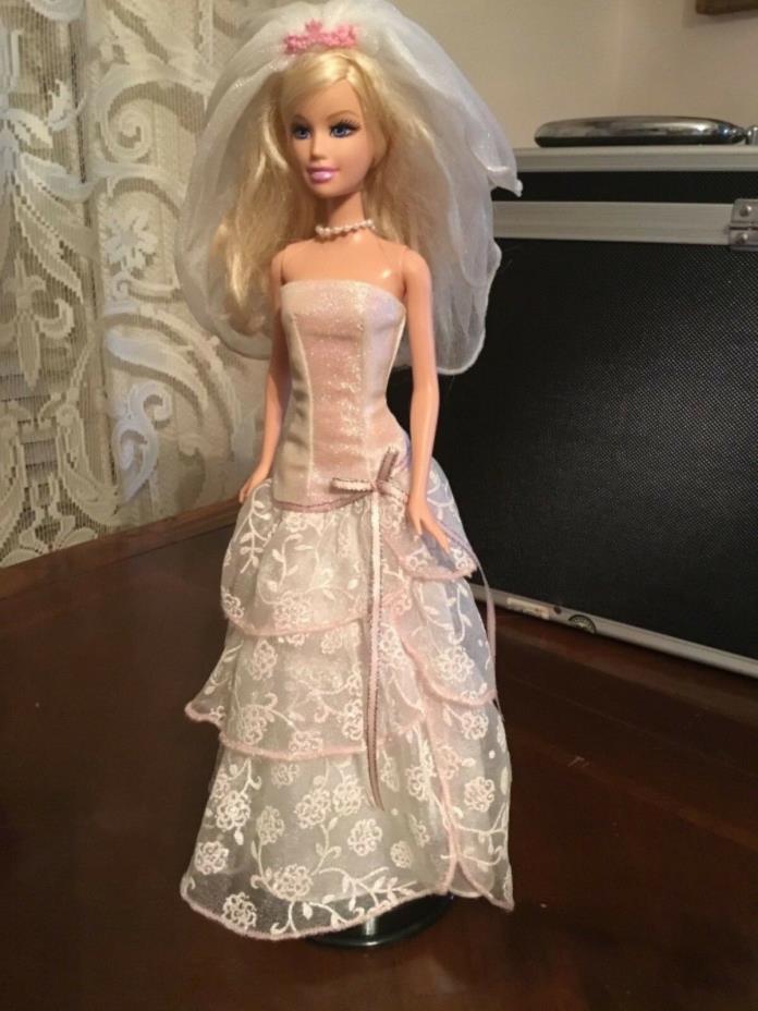 Barbie Doll Bride 1999 Wedding Dress Veil Tiara