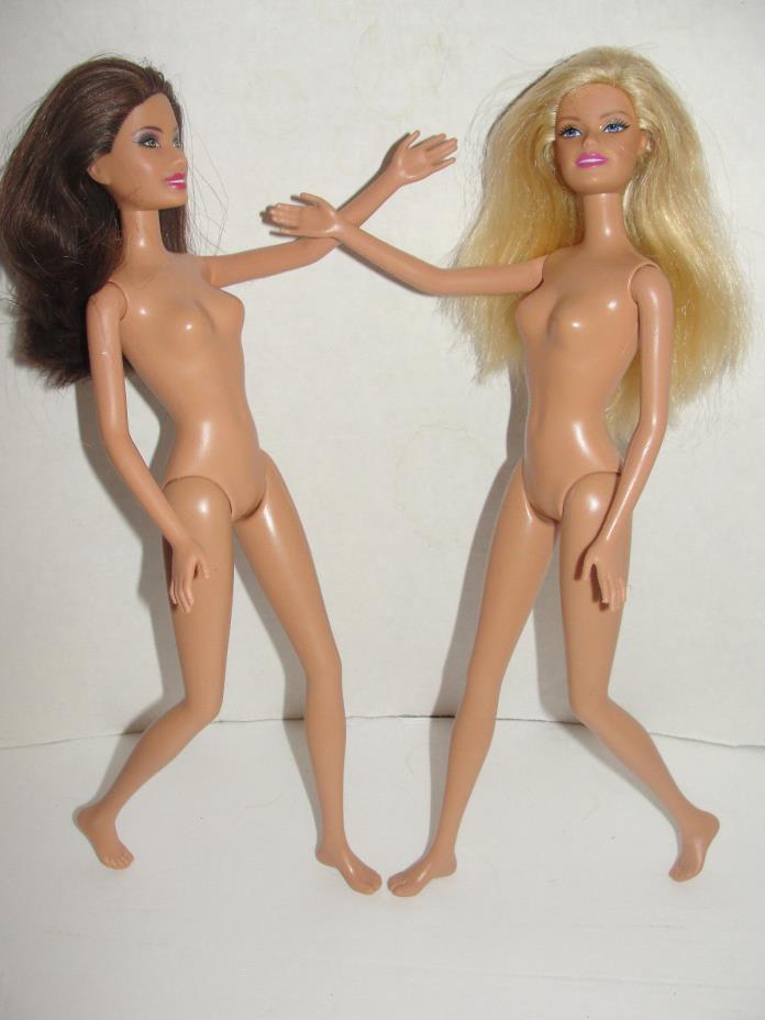 Barbie Teresa dolls Cali Beach Flat feet Jointed Rubber Legs lot of 2