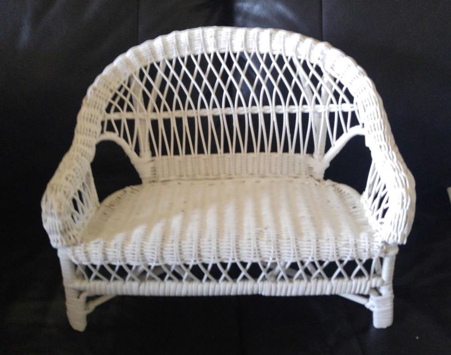 Vintage Doll couch wicker White Wicker Couch