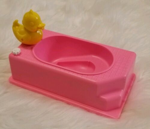 1995 Mattel Barbie Kelly Bathtime Fun Pink Bathtub with Yellow Duck
