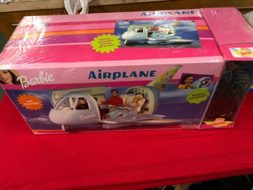 Mattel Barbie 2000 Airplane VERY RARE WITH PILOT BARBIE STILL WRAPPED IN PLA