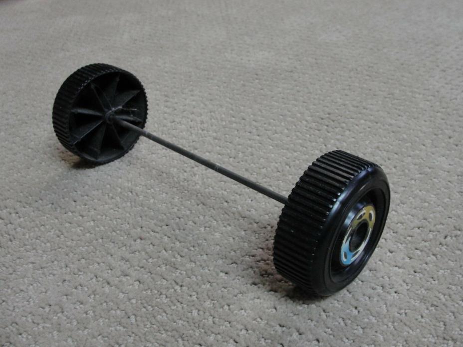 Vtg. BARBIE STAR TRAVELER MOTOR HOME RV TOY 1976 AXLE WHEELS Replacement Parts