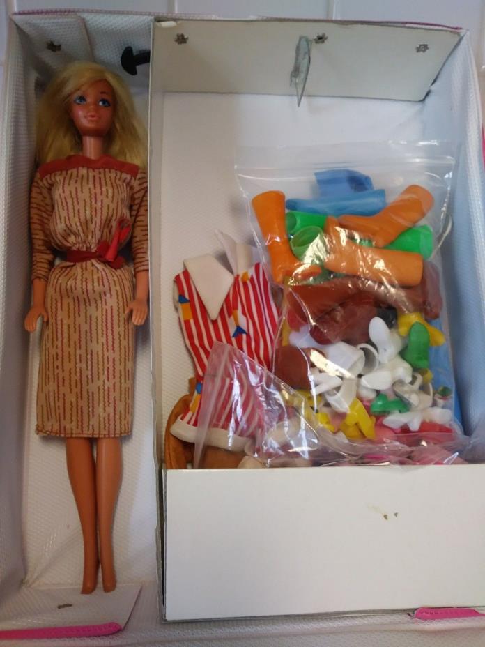 VINTAGE 1977 MATTEL BARBIE COLLECTION. GREAT CONDITION, VERY RARE PACKAGE FIND!