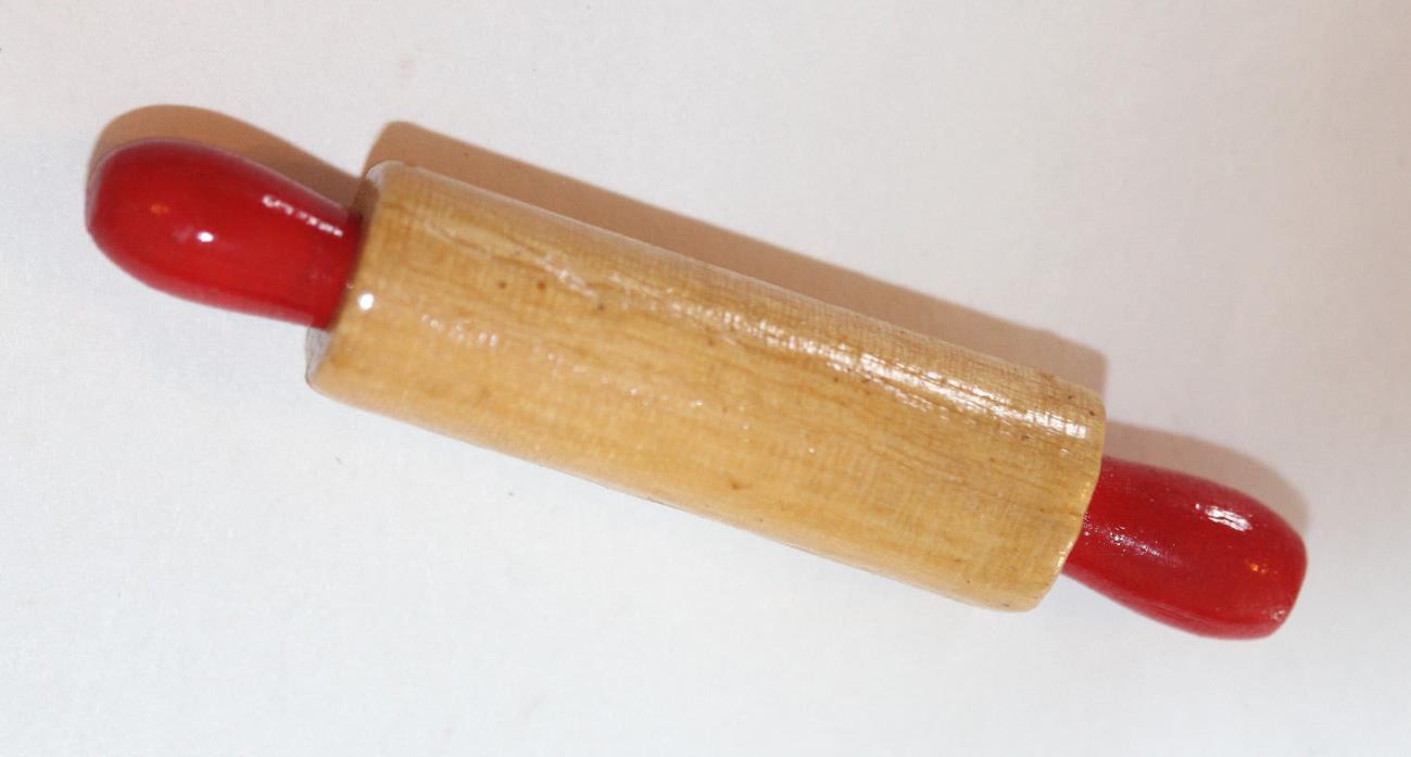 VINTAGE 1959 BARBIE-Q OUTFIT  #962 WOODEN ROLLING PIN-EXCELLENT