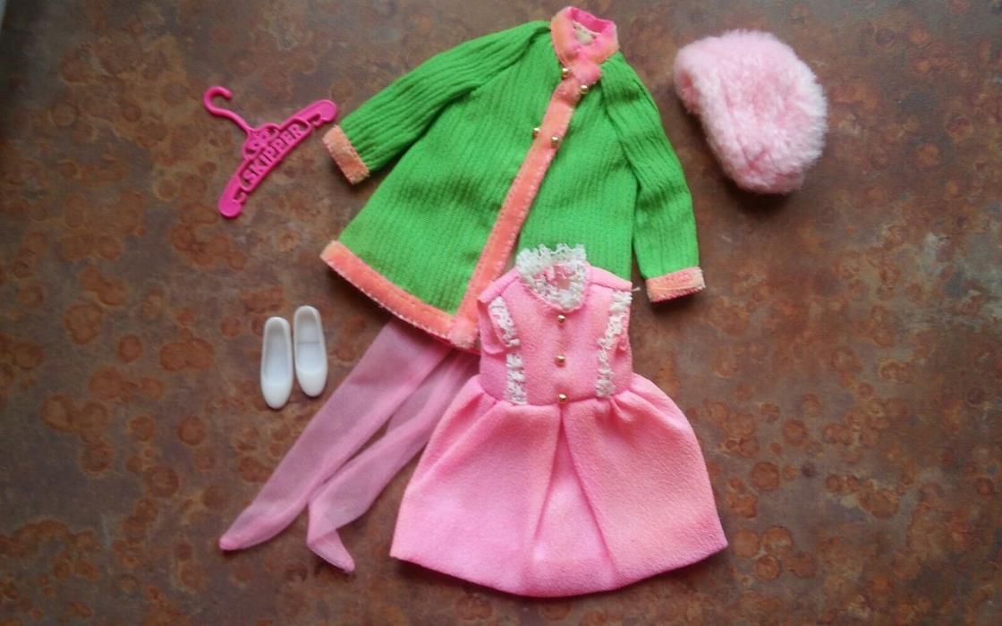 Barbie Skipper 1970 Pink Princess #1747 Complete Mint  Lot 1
