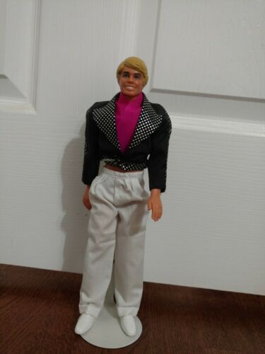 1982 Sunsational Ken Doll Wearing Dinner Date #4947 Stand Included
