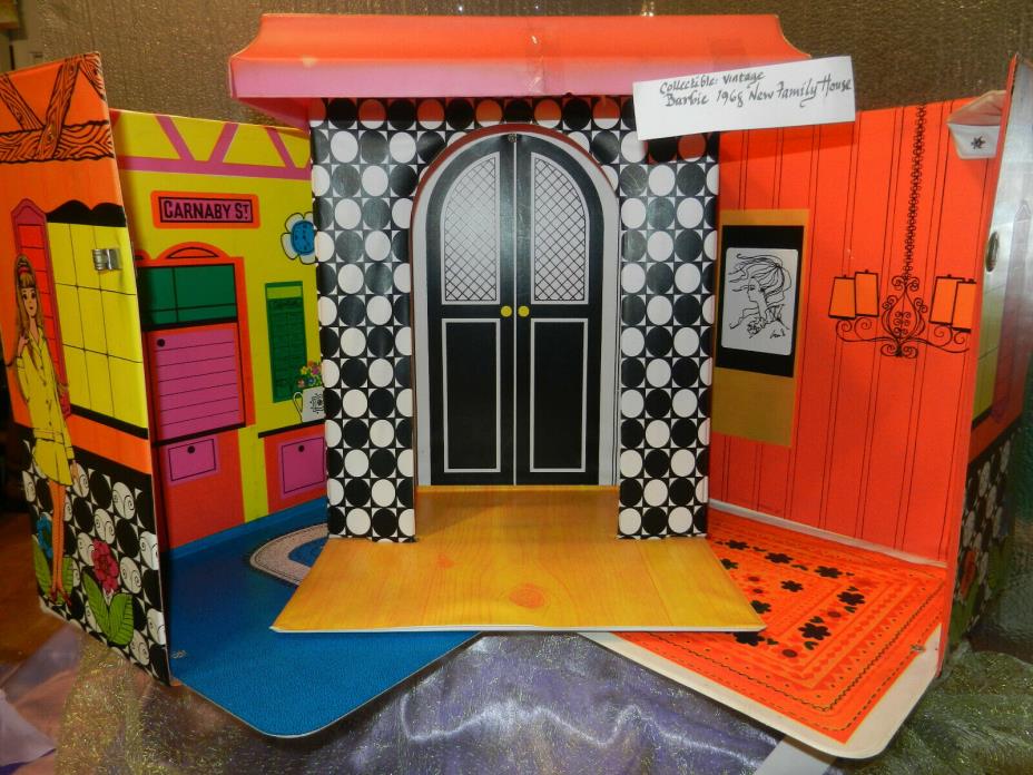 Barbie 'New Family House': Vintage Mattel 1968, Vinyl Folding Case ~ 3 Rooms